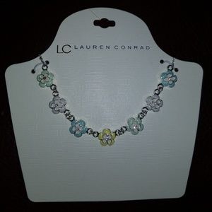 LC lauren conrad dainty flower necklace